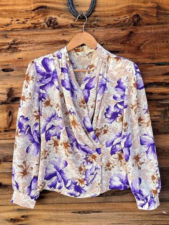 Vintage Tops - VINTAGE | Floral Draped V-Neck Blouse in Purple and Cream M
